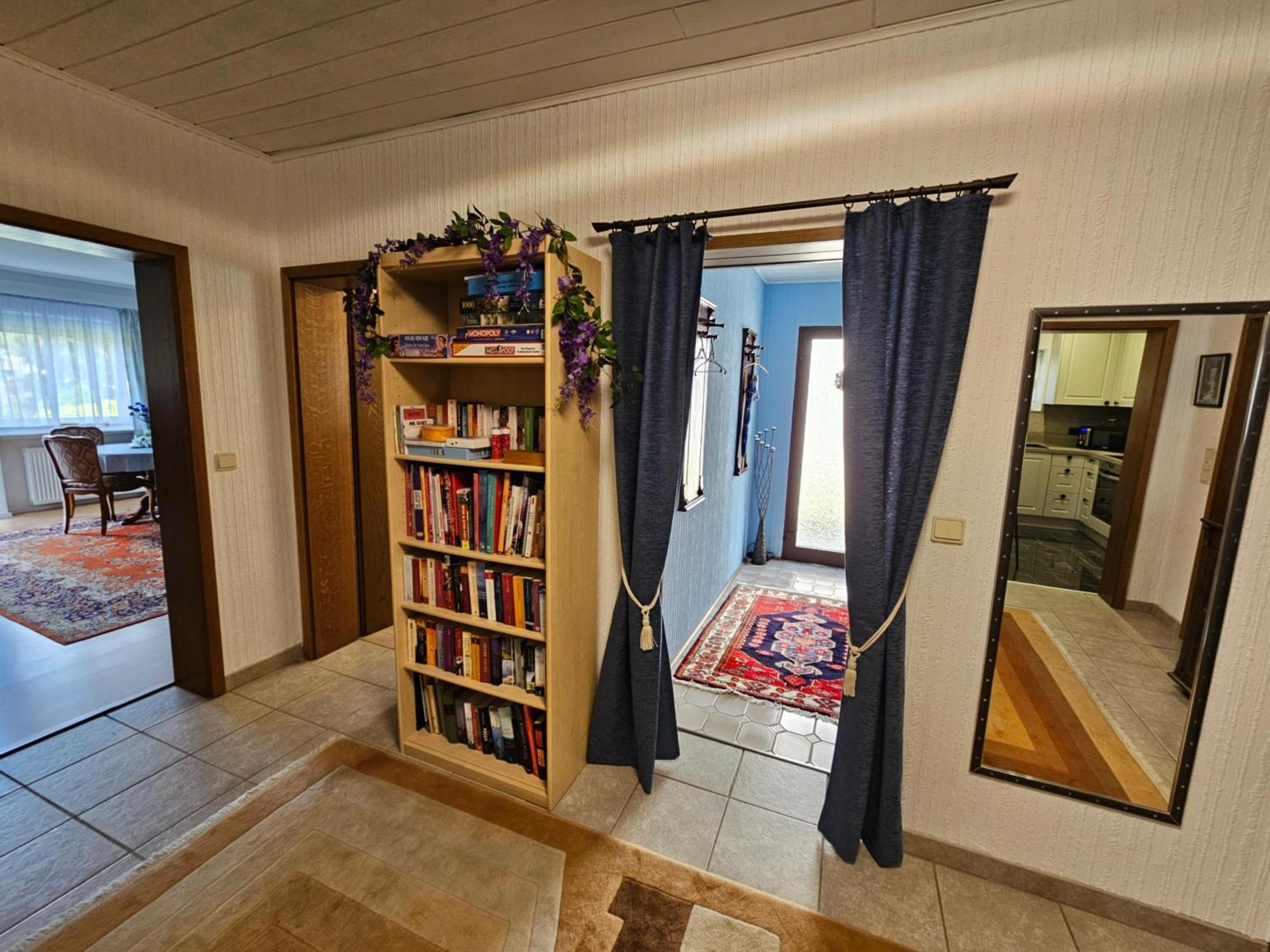 A Large Fully Furnished Private Apartment 린츠암라인 외부 사진