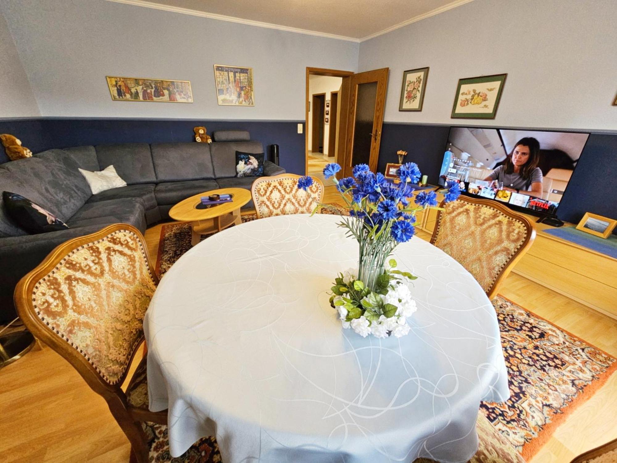A Large Fully Furnished Private Apartment 린츠암라인 외부 사진