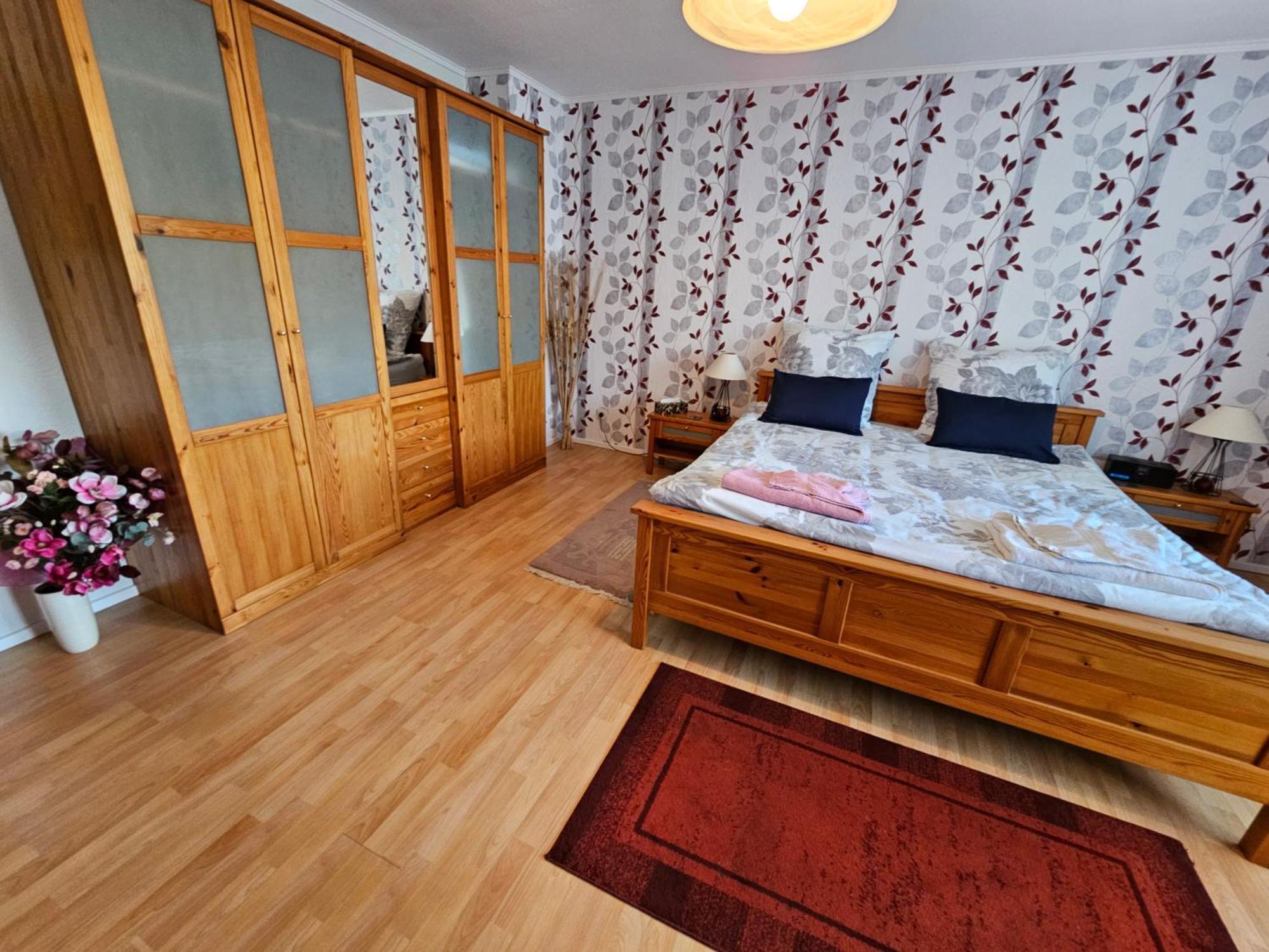 A Large Fully Furnished Private Apartment 린츠암라인 외부 사진